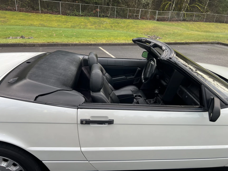 1993 Cadillac Allante - Image 27 of 31