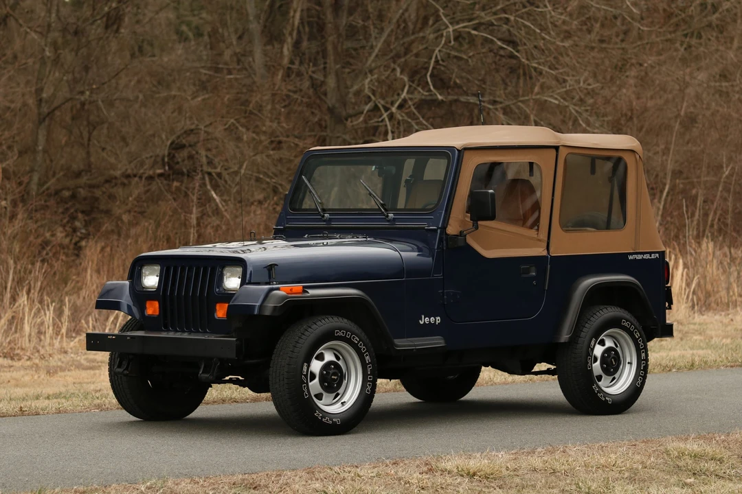 1993 Jeep YJ Wrangler - Image 6 of 31