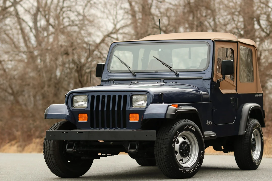 1993 Jeep YJ Wrangler - Image 3 of 31