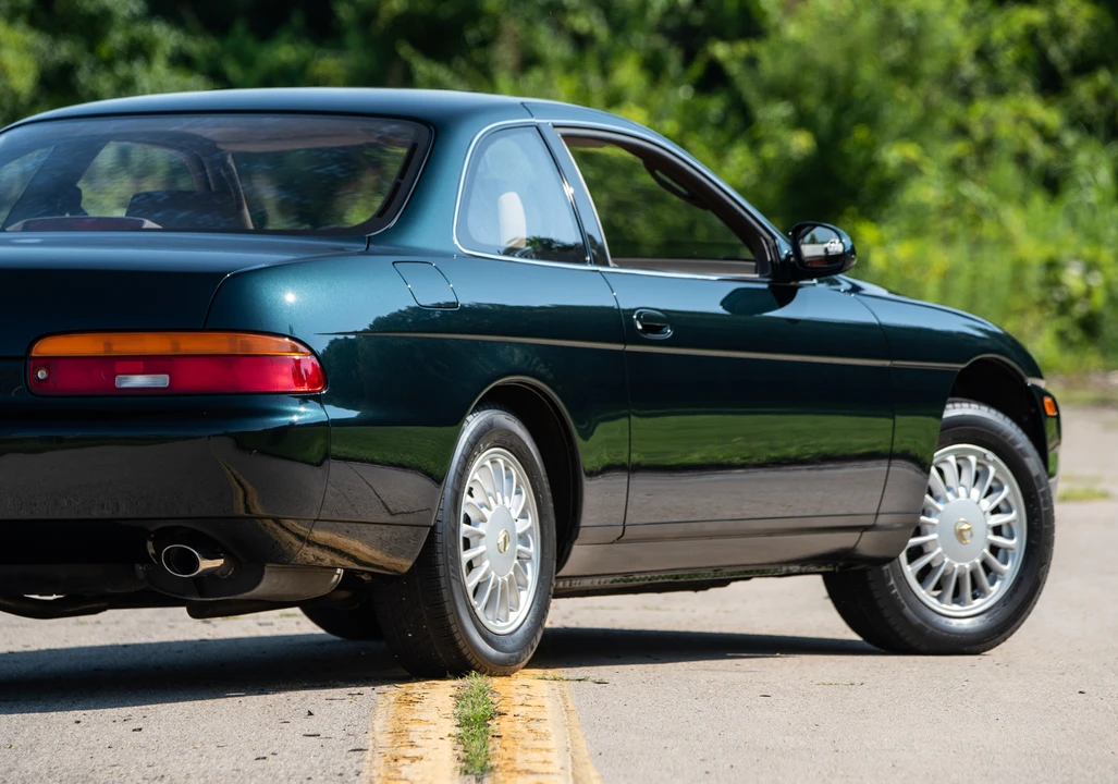 1993 Lexus SC400 - Image 16 of 31