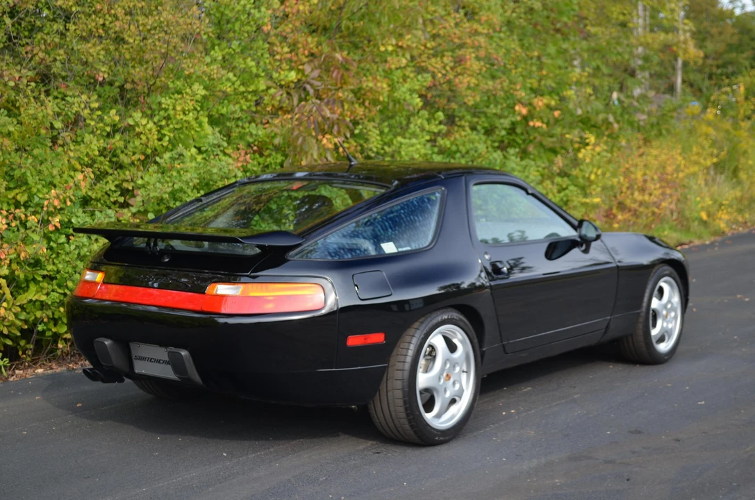 1993 Porsche 928 GTS - Image 9 of 31