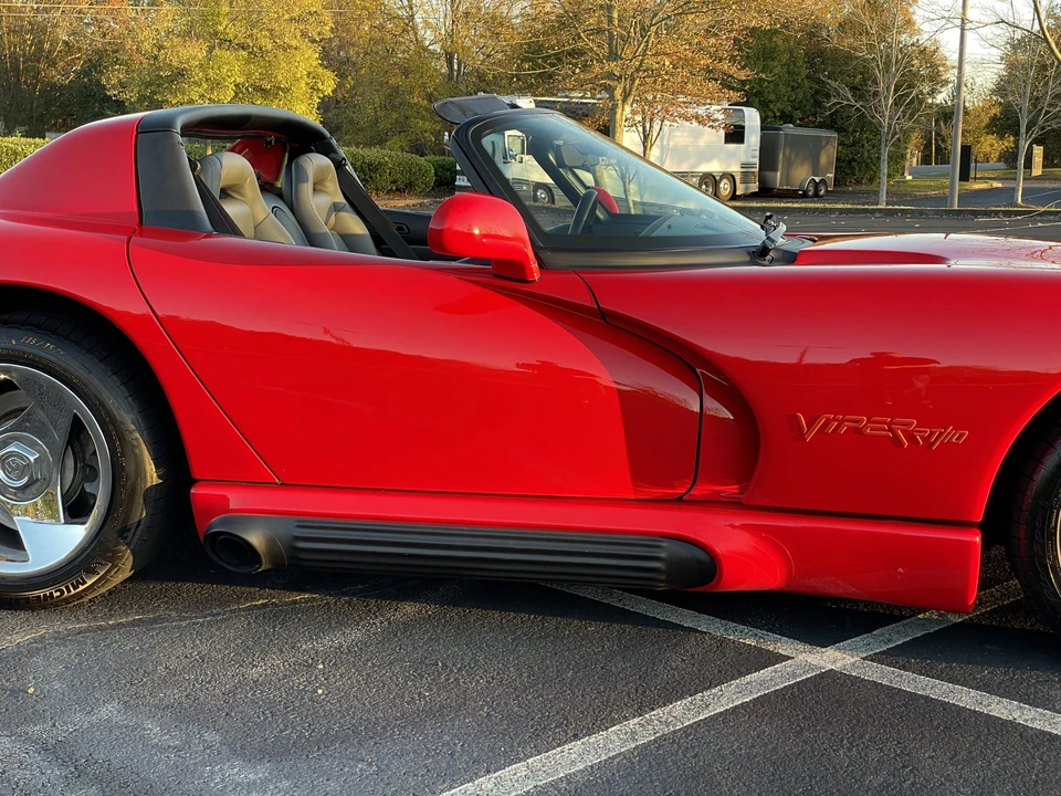 1994 Dodge Viper 1st Gen - Image 28 of 31