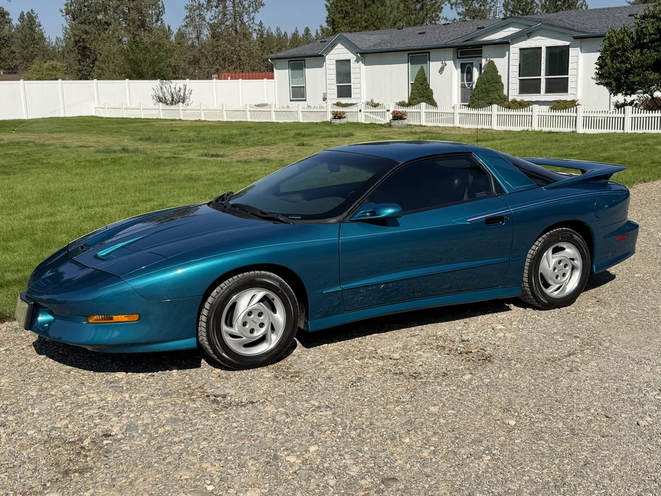 1994 Pontiac Firebird Trans Am 4th Gen - Image 2 of 31