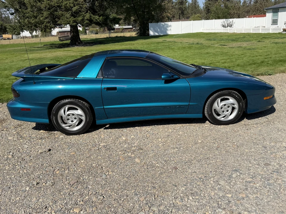 1994 Pontiac Firebird Trans Am 4th Gen - Image 28 of 31