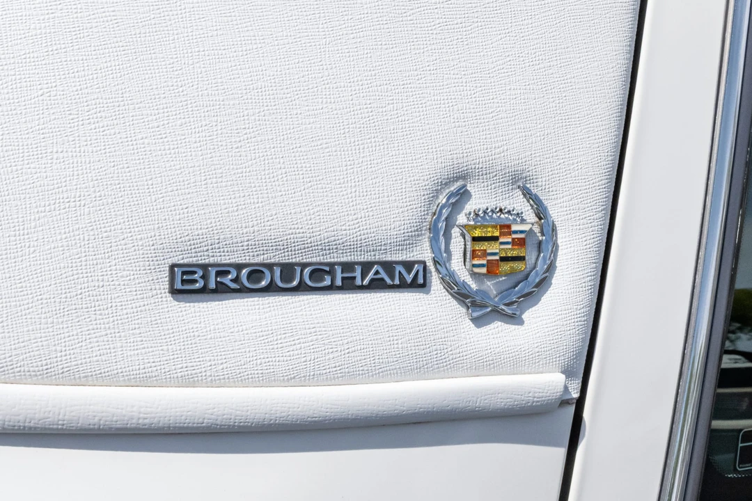 1995 Cadillac Fleetwood - Image 31 of 31