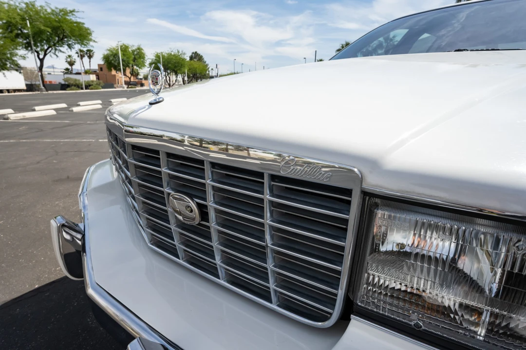 1995 Cadillac Fleetwood - Image 26 of 31