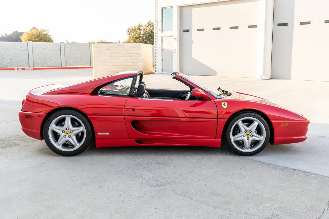 1995 Ferrari F355 GTS - Image 4 of 31