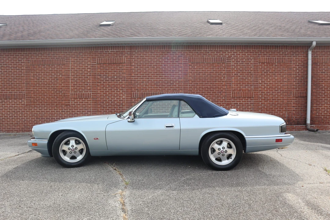 1995 Jaguar XJS Convertible - Image 10 of 31