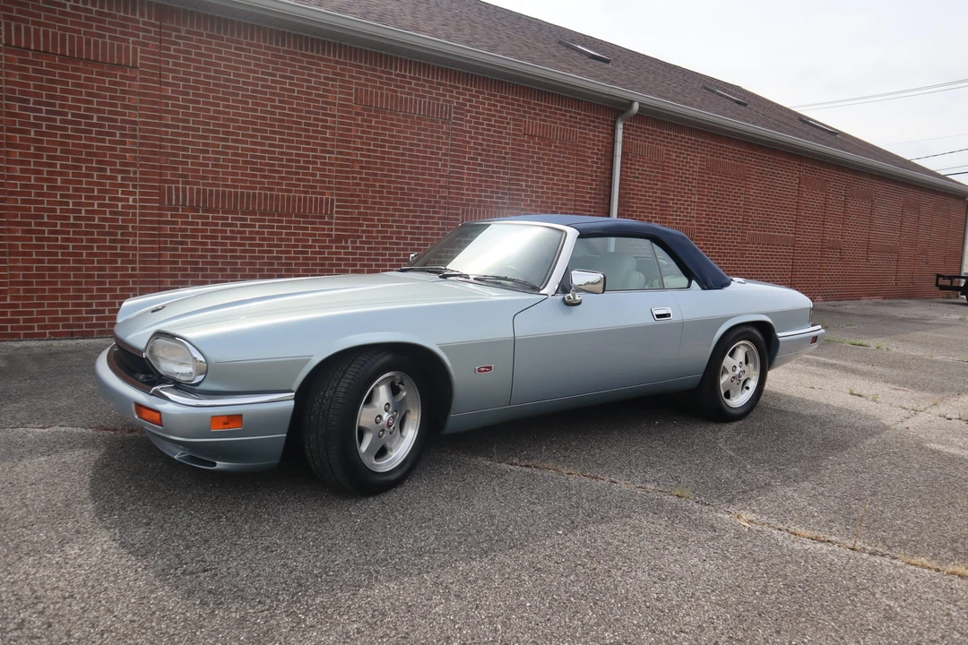 1995 Jaguar XJS Convertible - Image 8 of 31