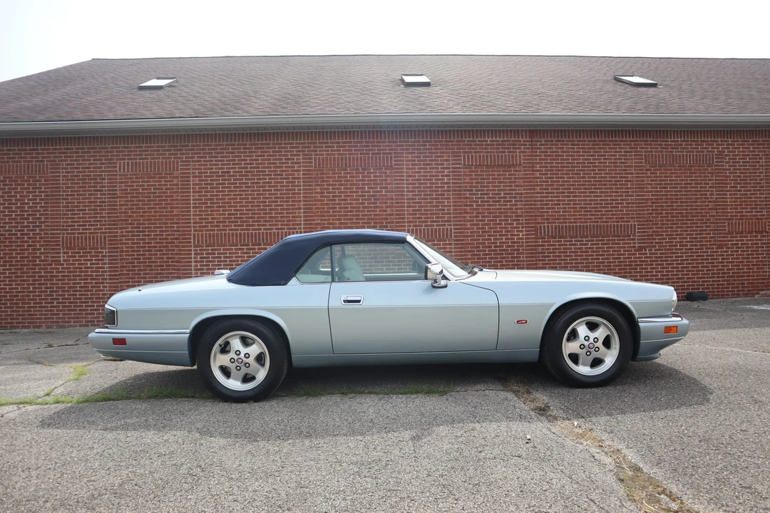 1995 Jaguar XJS Convertible - Image 19 of 31