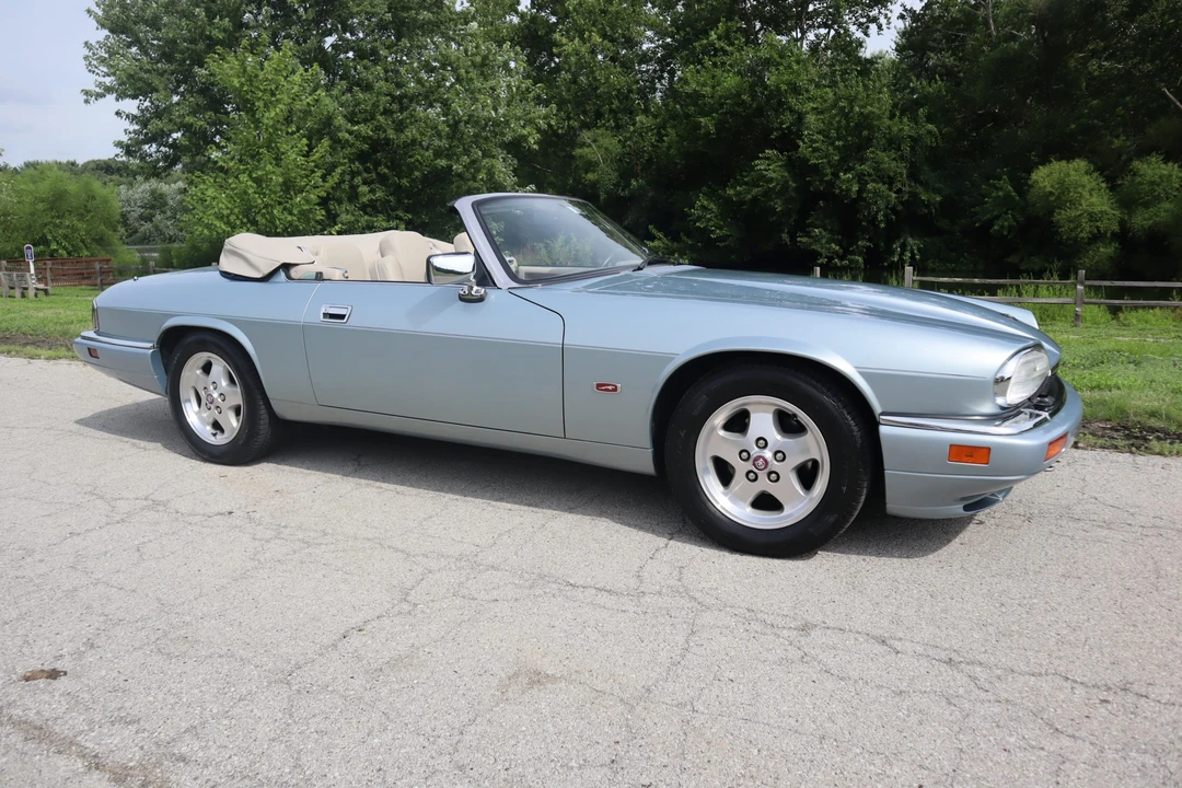 1995 Jaguar XJS Convertible - Image 25 of 31