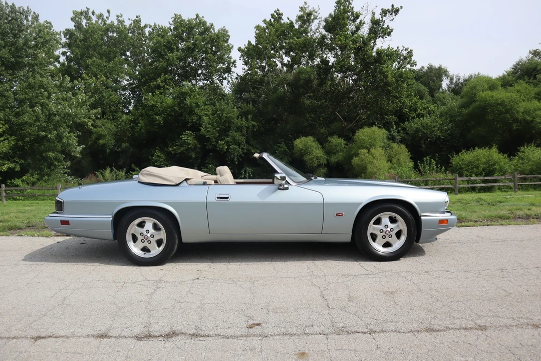 1995 Jaguar XJS Convertible - Image 26 of 31