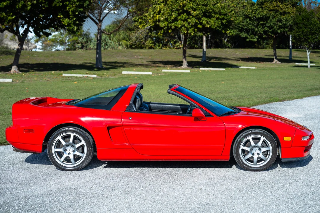 1996 Acura NA1 NSX - Image 17 of 31