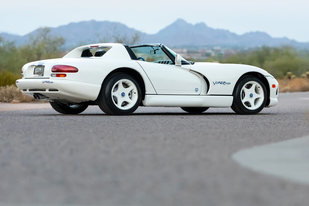 1996 Dodge Viper 2nd Gen - Image 28 of 31
