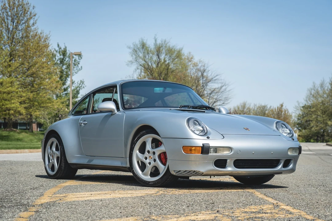 1996 Porsche 993 Carrera 4S - Image 9 of 31