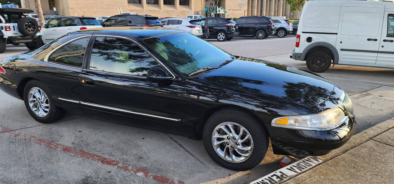 1998 Lincoln Continental Mark VIII - Image 3 of 23