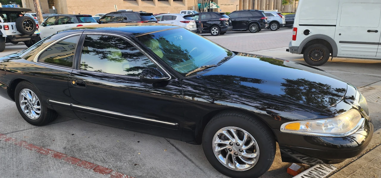 1998 Lincoln Continental Mark VIII - Image 4 of 23