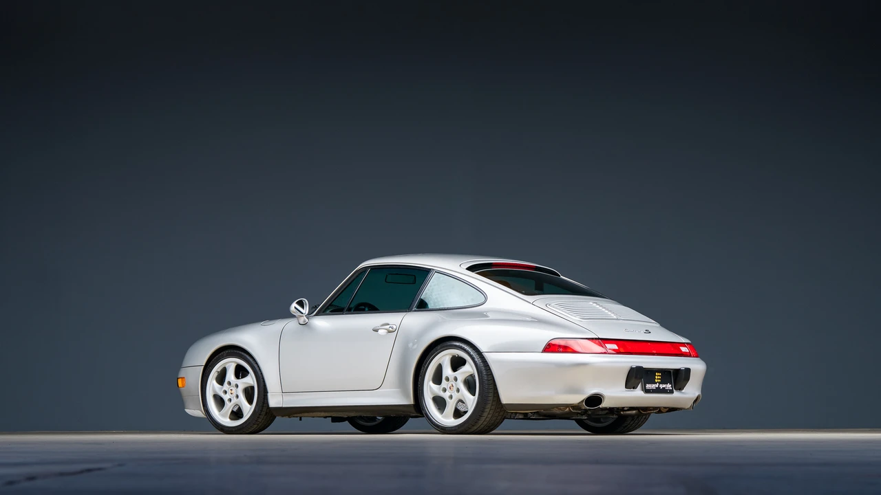 1998 Porsche 993 Carrera - Image 8 of 31