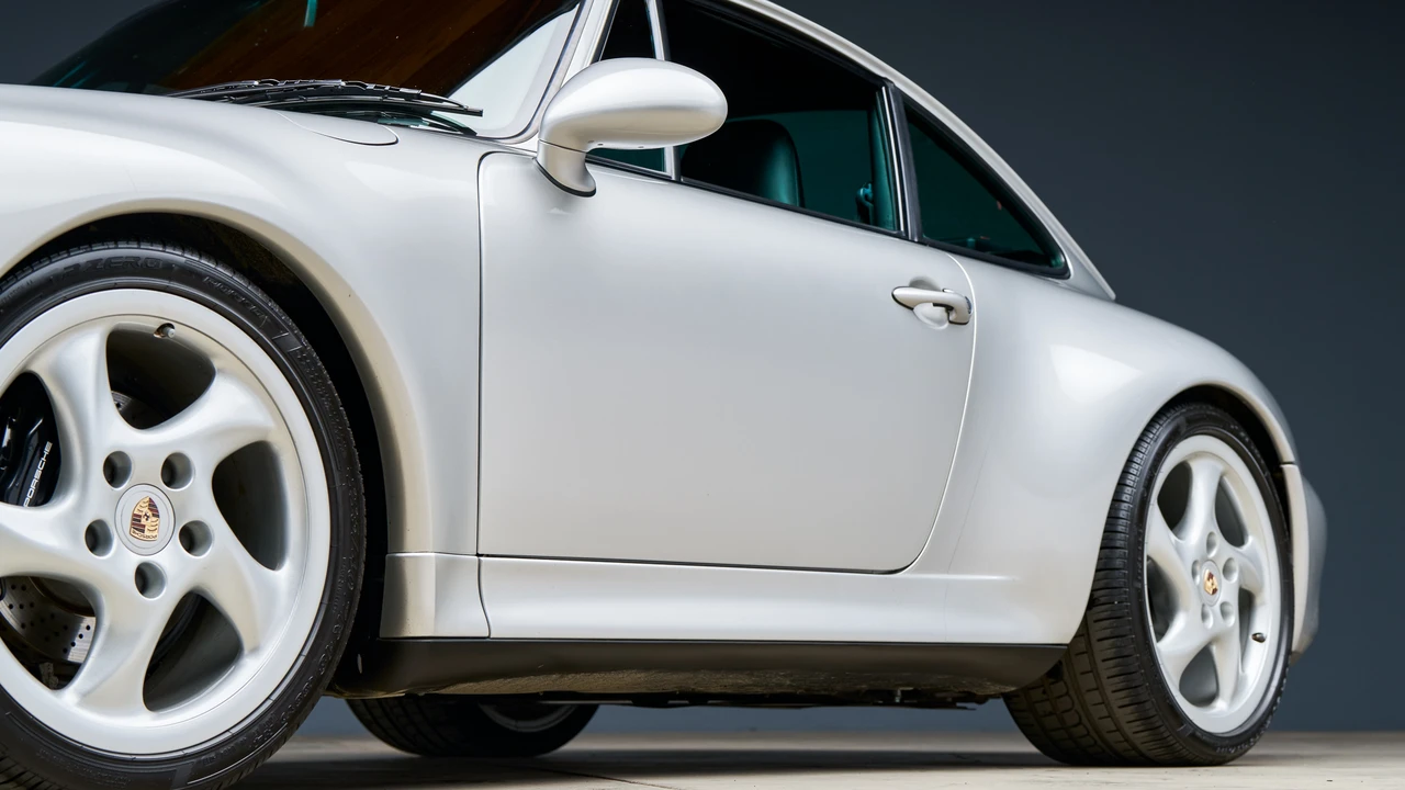 1998 Porsche 993 Carrera - Image 29 of 31