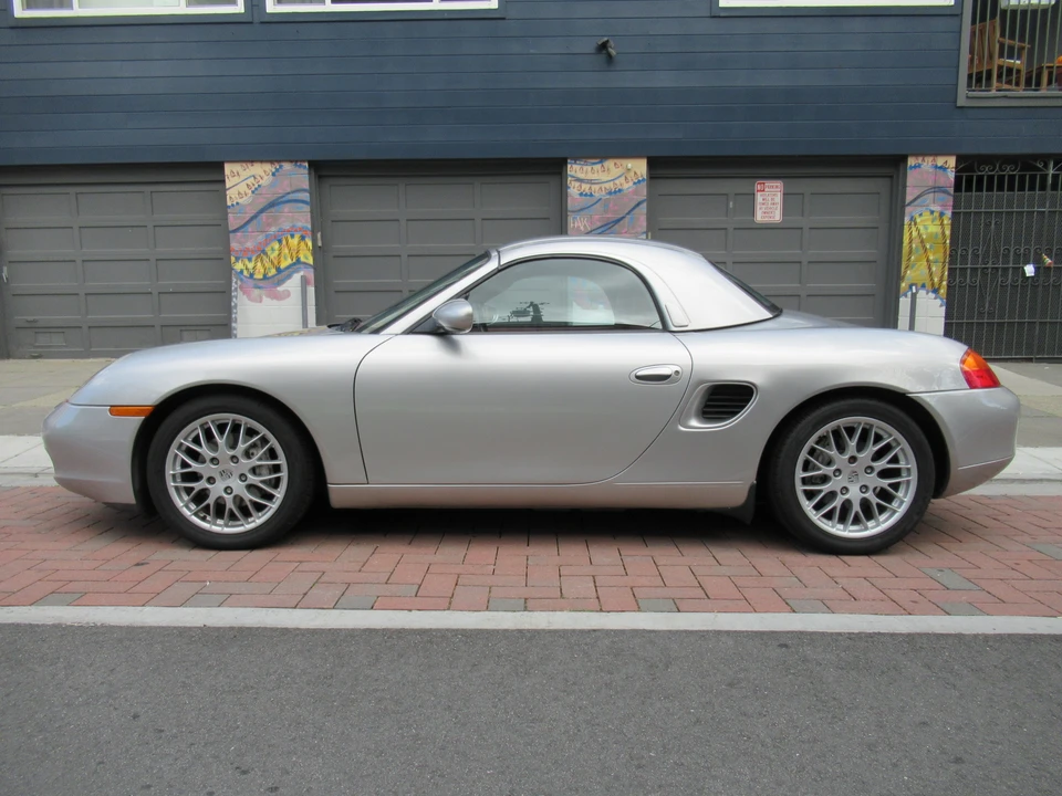 1998 Porsche 986 Boxster - Image 16 of 31