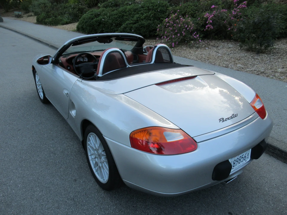 1998 Porsche 986 Boxster - Image 9 of 31