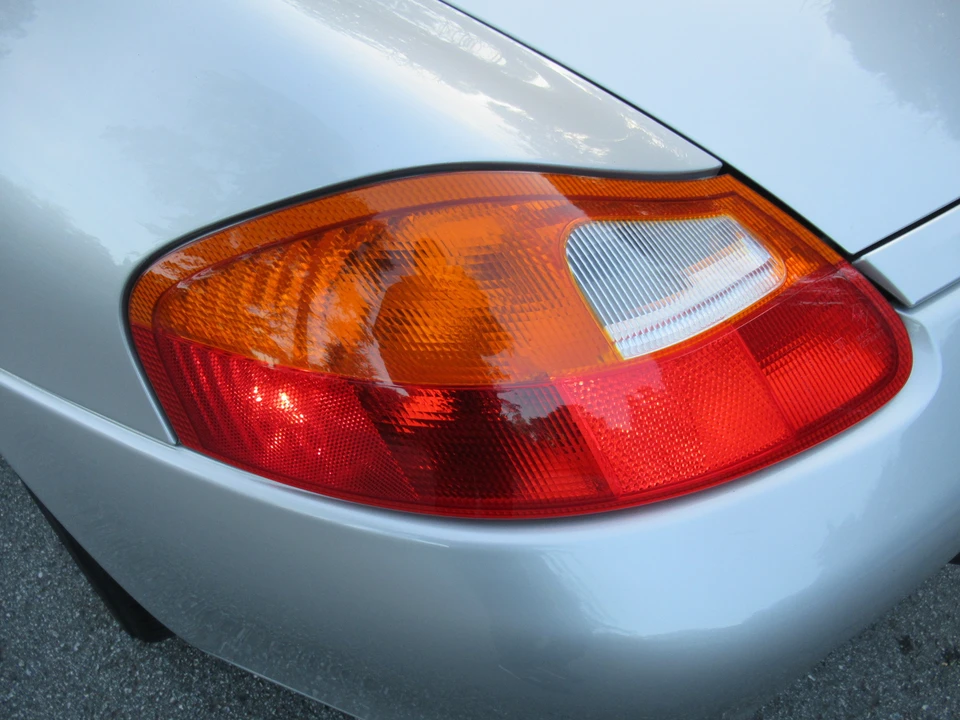 1998 Porsche 986 Boxster - Image 27 of 31