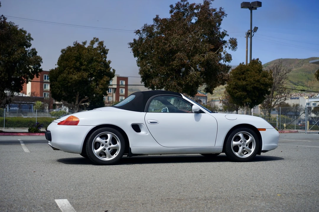 1998 Porsche 986 Boxster - Image 27 of 31