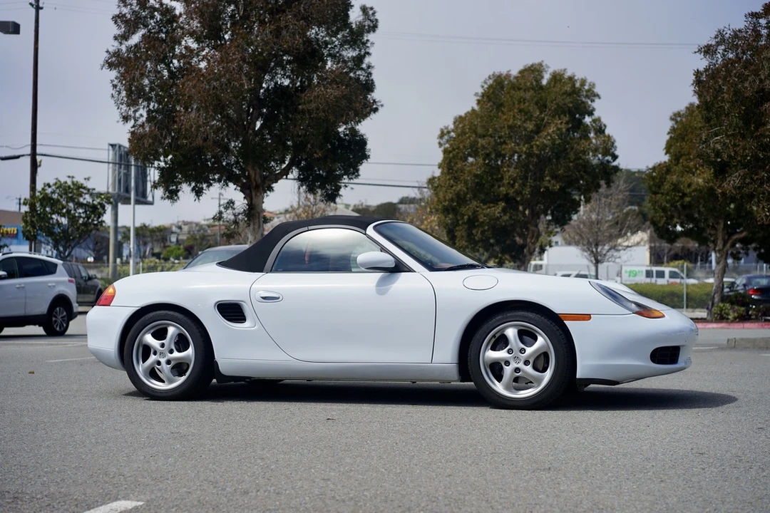1998 Porsche 986 Boxster - Image 29 of 31
