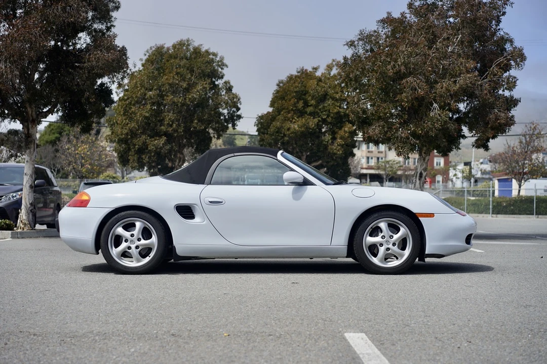 1998 Porsche 986 Boxster - Image 28 of 31
