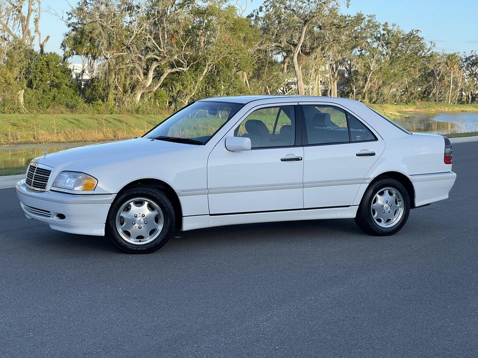 1999 Mercedes-Benz W202 C-Class - Image 26 of 31