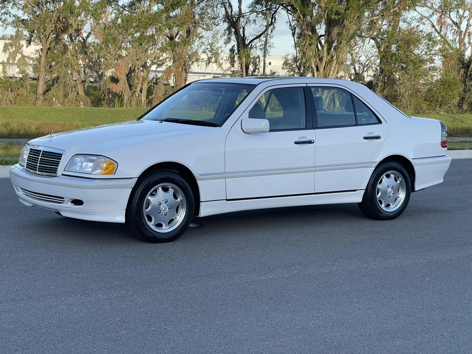 1999 Mercedes-Benz W202 C-Class - Image 28 of 31