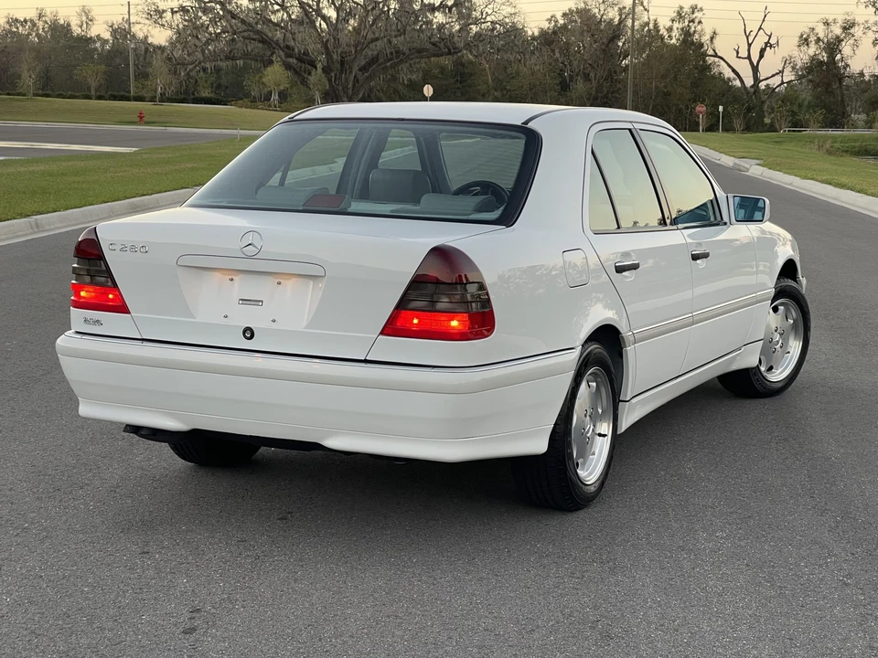 1999 Mercedes-Benz W202 C-Class - Image 18 of 31