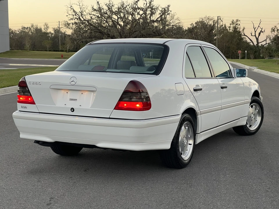 1999 Mercedes-Benz W202 C-Class - Image 17 of 31