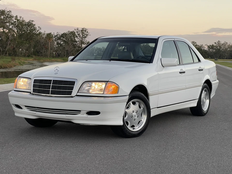 1999 Mercedes-Benz W202 C-Class - Image 10 of 31