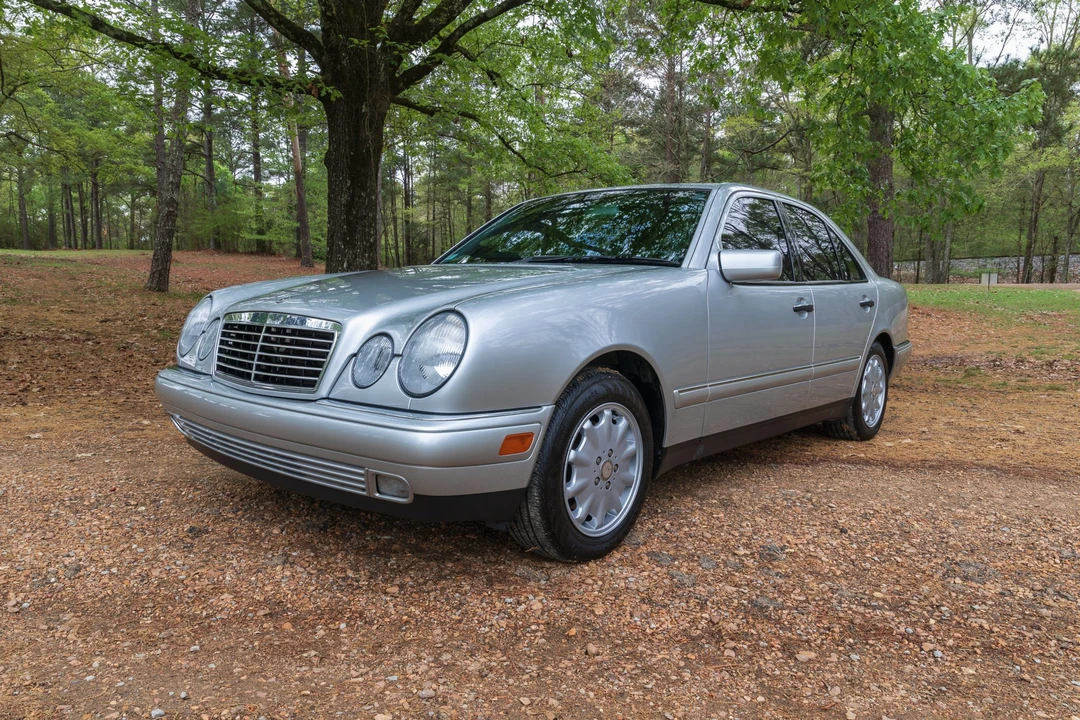 1999 Mercedes-Benz W210 E-Class - Image 9 of 31