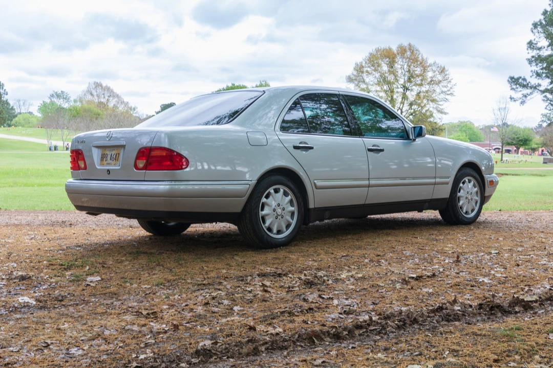 1999 Mercedes-Benz W210 E-Class - Image 17 of 31