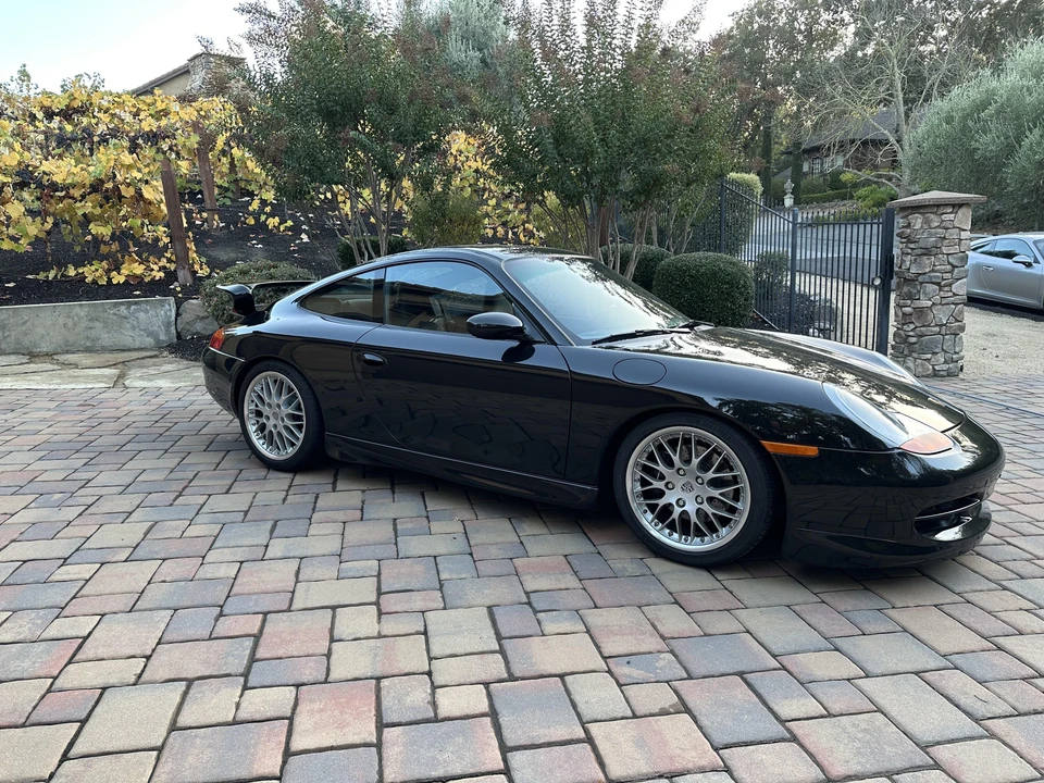 1999 Porsche 996 Carrera - Image 10 of 31