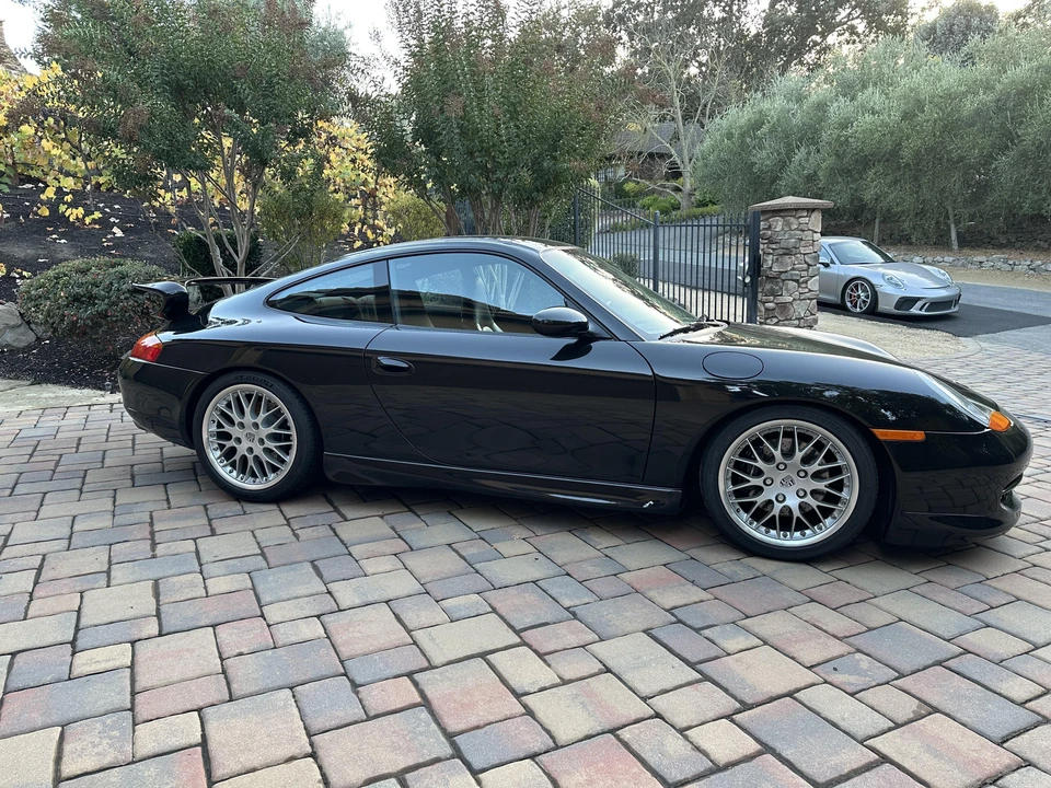 1999 Porsche 996 Carrera - Image 12 of 31