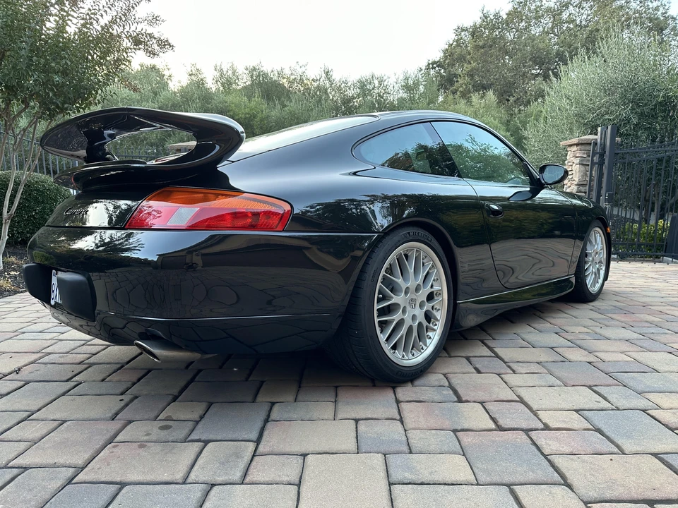 1999 Porsche 996 Carrera - Image 16 of 31