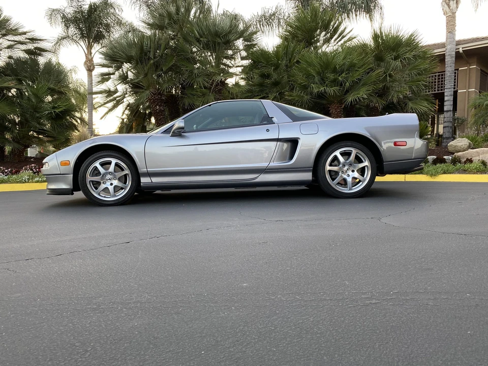 2000 Acura NA2 NSX - Image 5 of 31