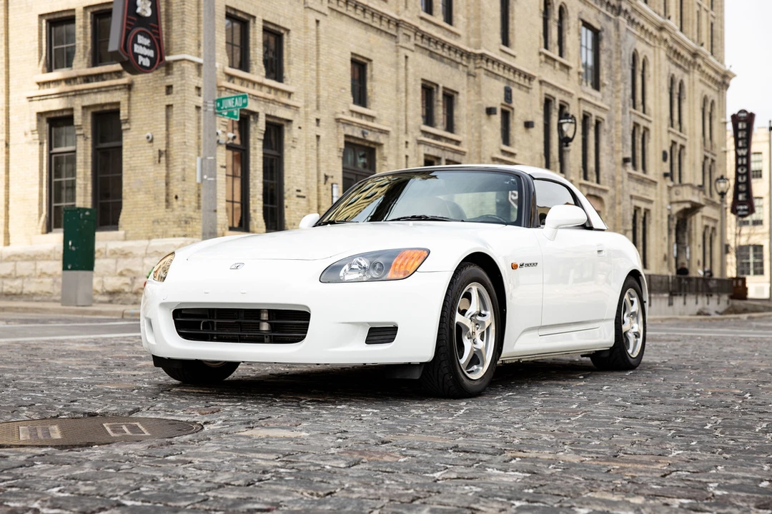 2000 Honda AP1 S2000 - Image 2 of 31