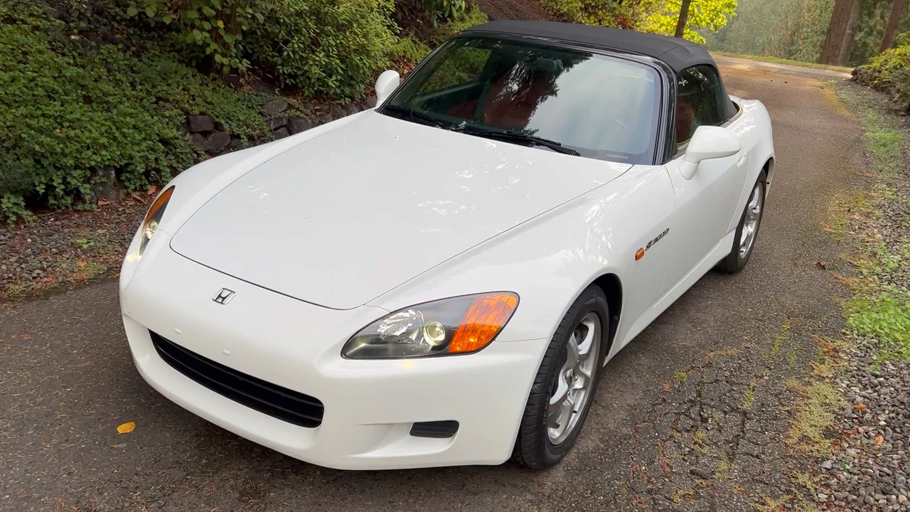 2000 Honda AP1 S2000 - Image 2 of 31