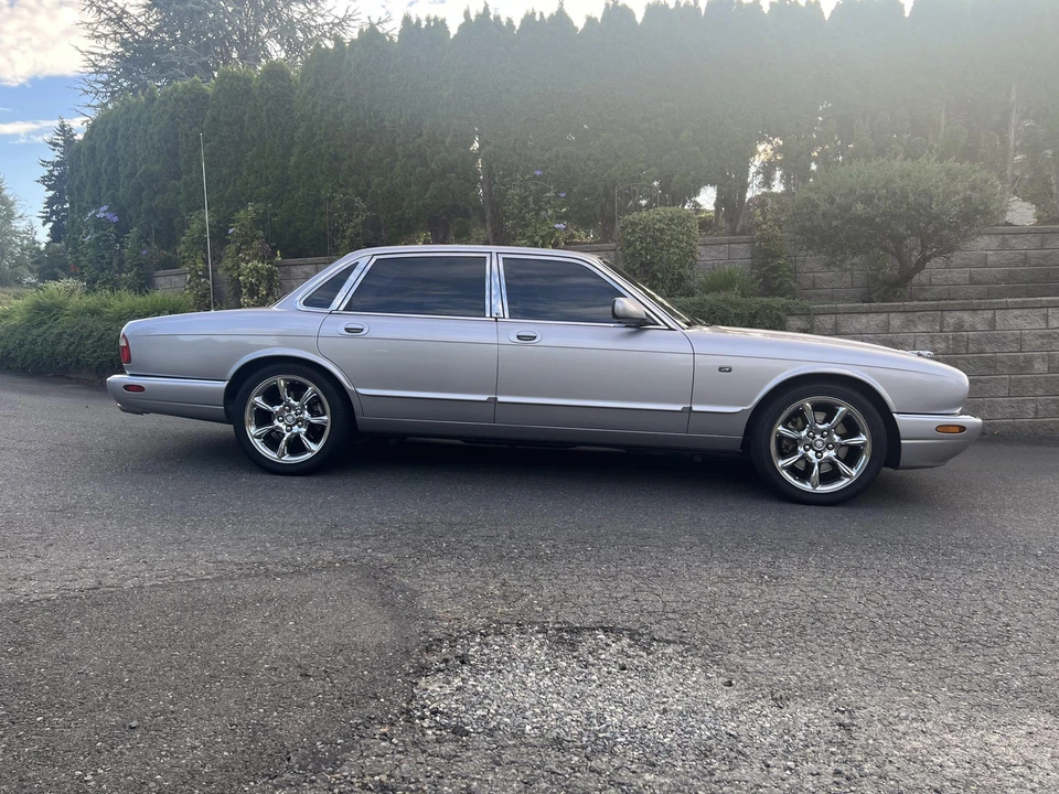 2000 Jaguar X308 XJR - Image 13 of 31