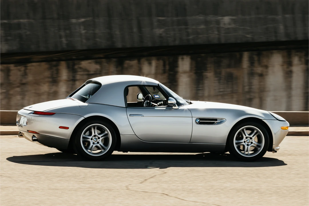 2001 BMW Z8 - Image 17 of 31