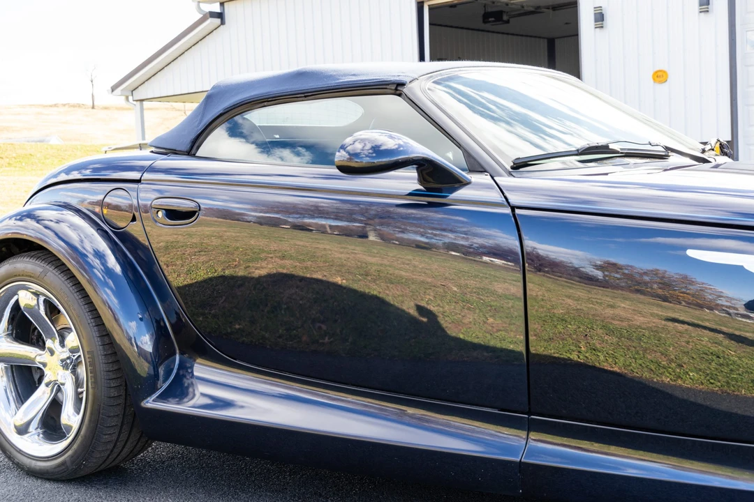 2001 Plymouth Prowler - Image 29 of 31