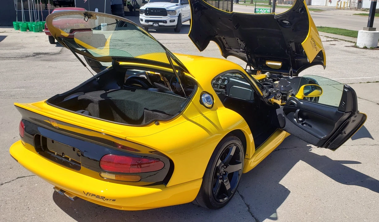 2001 Dodge Viper ACR 2nd Gen - Image 27 of 31