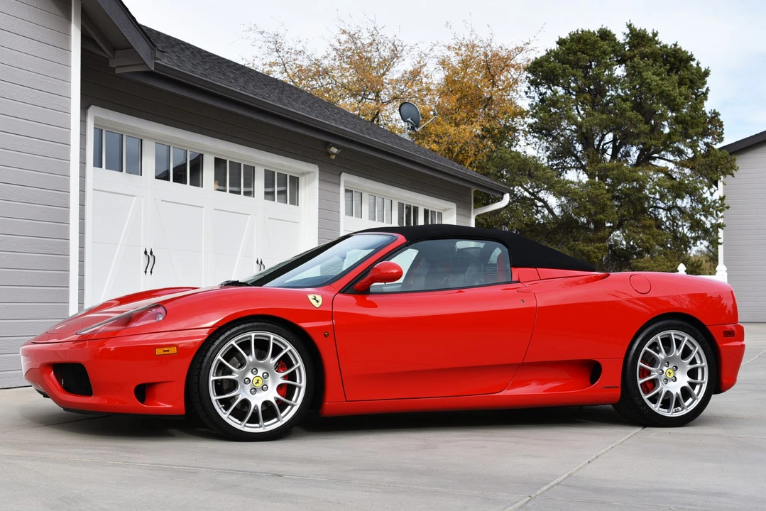 2001 Ferrari 360 Spider - Image 24 of 31