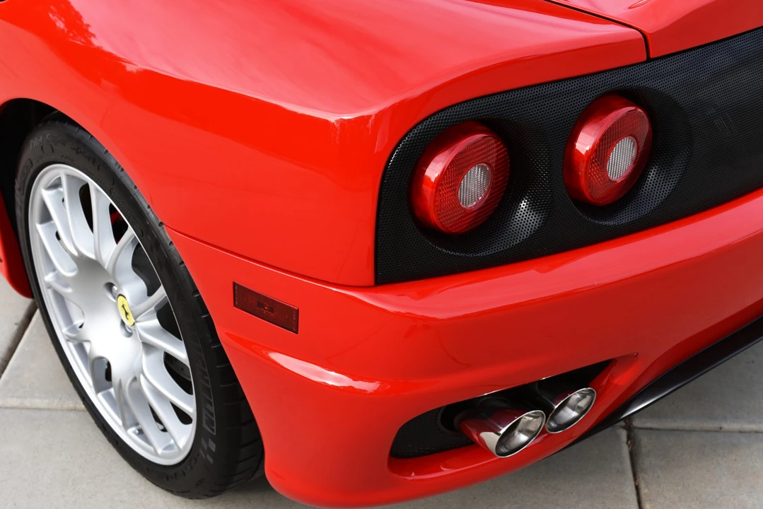 2001 Ferrari 360 Spider - Image 28 of 31