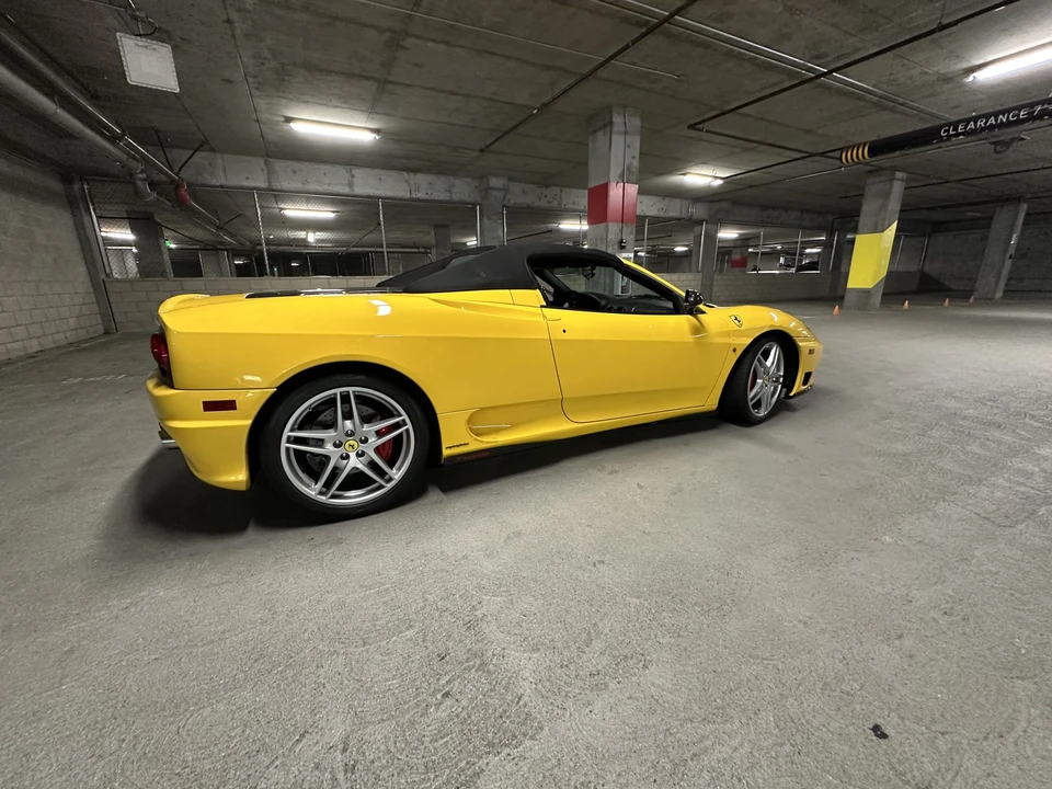 2001 Ferrari 360 Spider - Image 25 of 31