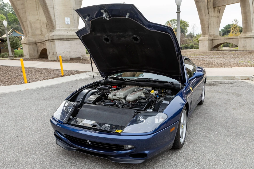 2001 Ferrari 550 Maranello - Image 15 of 31